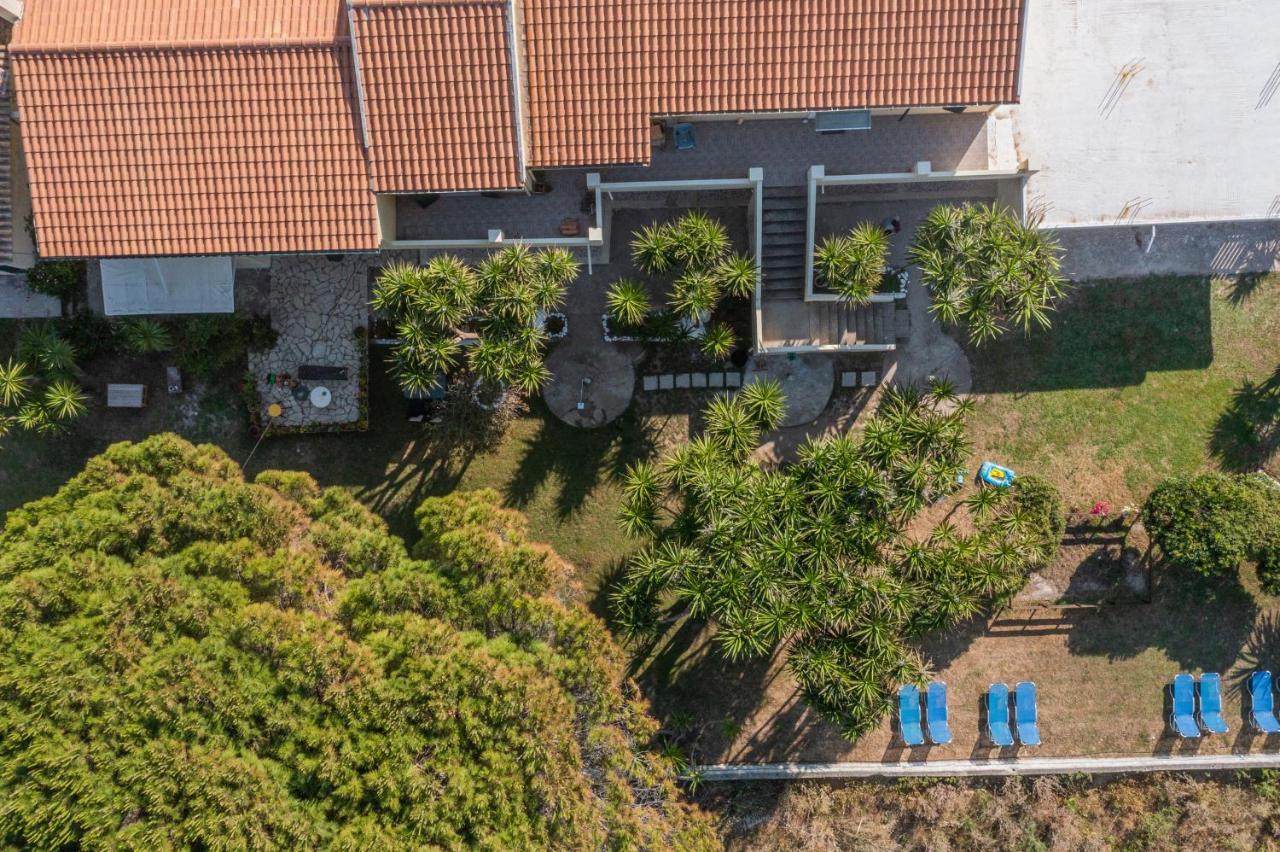 Lazaris Apartments Almiros Beach Exterior photo